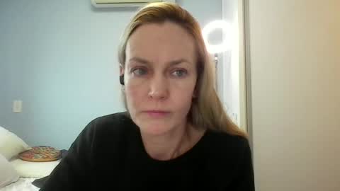 Snapshot of crazyanny chatting on 11, 6, 2026 Anny online show from 11, 6, 2026