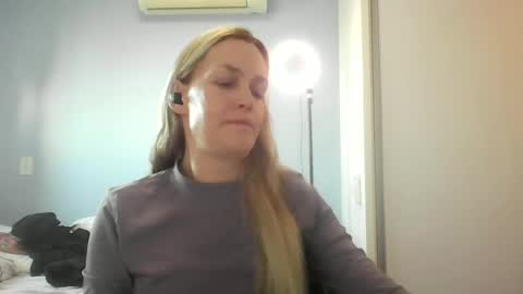 Snapshot of crazyanny chatting on 29, 6, 2026 Anny online show from 29, 6, 2026