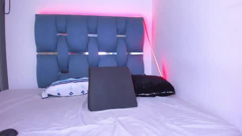 Snapshot of crazybaby_squirt chatting on 27, 5, 2026 crazybaby_squirt online show from 27, 5, 2026