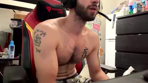 crazydill28 online show from 31, 10, 2025