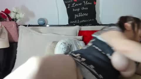 LAURA online show from 7, 2, 2025