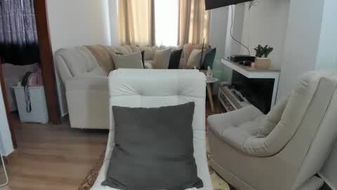 LAURA online show from 11, 2, 2026