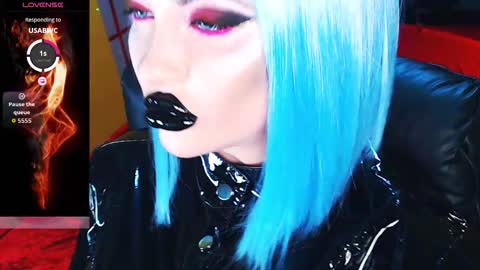 Snapshot of crazypinkyball chatting on 12, 3, 2026 Roxy online show from 12, 3, 2026