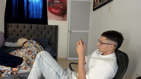 crazzy_master1 online show from 14, 4, 2026