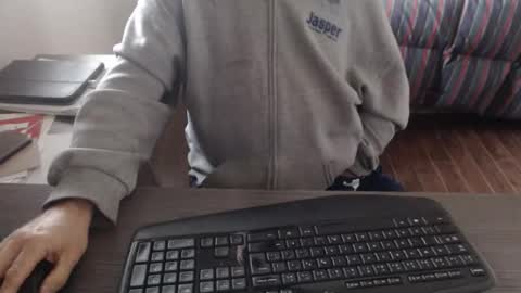 Creamormilk online show from 13, 9, 2025