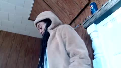 CreamyExotica online show from 16, 1, 2025