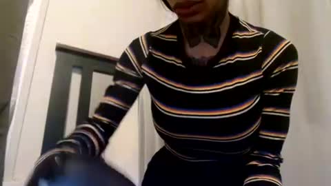 CreamyExotica online show from 6, 2, 2025