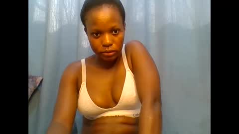 Snapshot of creamypussy15 chatting on 23, 3, 2026 MARY online show from 23, 3, 2026