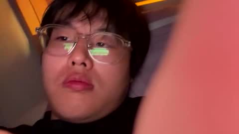 Snapshot of creativekwon01 chatting on 30, 11, 2025 creativekwon01 online show from 30, 11, 2025