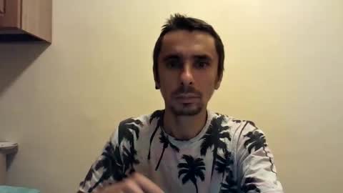 creativexx2 online show from 28, 10, 2025