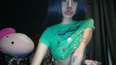 Snapshot of creature_nymph chatting on 24, 9, 2025 bunni xoxo online show from 24, 9, 2025