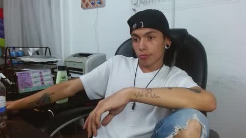 Snapshot of criiscs chatting on 15, 11, 2025 criiscs online show from 15, 11, 2025