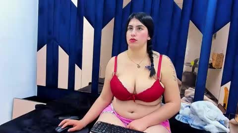 Criistaal   online show from 12, 12, 2024