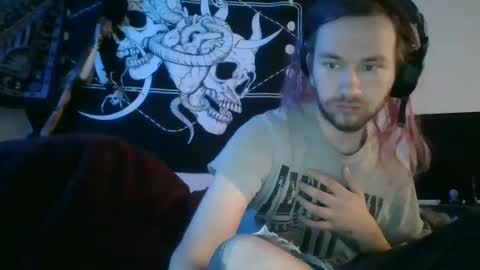 Snapshot of crimsondae chatting on 19, 12, 2024 Spookie Dae online show from 19, 12, 2024