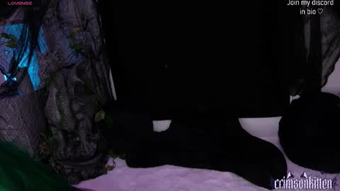 Crimson Kitten online show from 16, 10, 2025