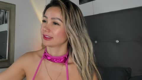 Snapshot of cris__sweetxx chatting on 11, 12, 2024 Cristina Sweet online show from 11, 12, 2024