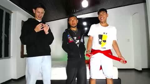 crismens online show from 9, 10, 2025