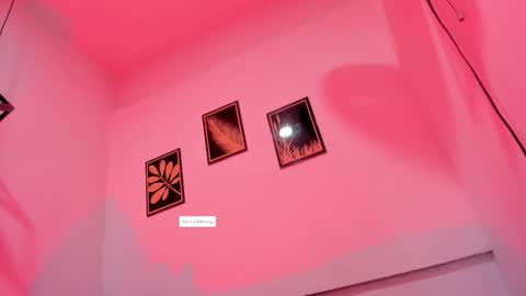 criss_zuri online show from 23, 2, 2026