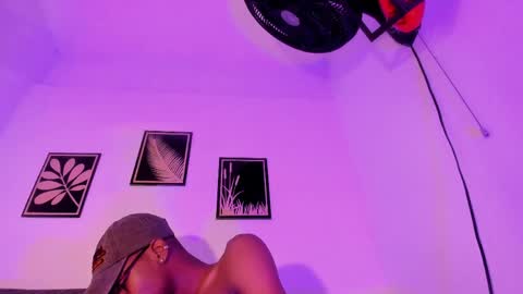 criss_zuri online show from 24, 3, 2026