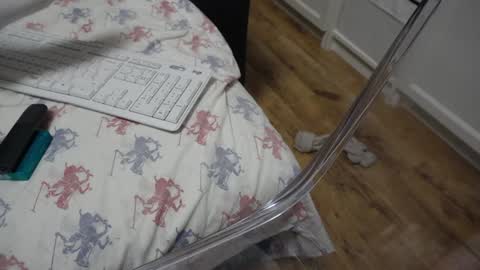 Snapshot of crissy_love chatting on 12, 1, 2025 crissy_love online show from 12, 1, 2025