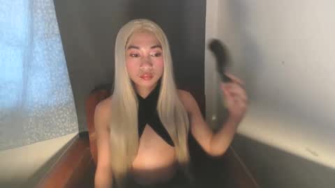 cristal1xox online show from 8, 11, 2025