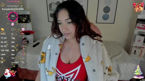 Snapshot of cristal__hot_1 chatting on 6, 12, 2024 Cristal online show from 6, 12, 2024