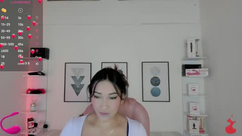 Snapshot of cristal__hot_1 chatting on 12, 1, 2025 Cristal online show from 12, 1, 2025