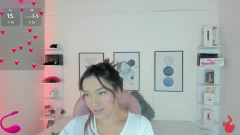 Snapshot of cristal__hot_1 chatting on 1, 2, 2025 Cristal online show from 1, 2, 2025