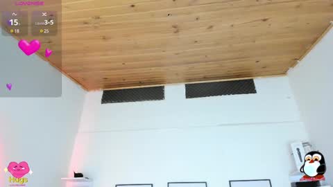 Snapshot of cristal__hot_1 chatting on 23, 2, 2025 Cristal online show from 23, 2, 2025
