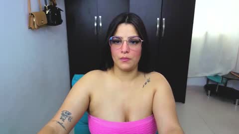 Snapshot of cristal_hot07 chatting on 17, 1, 2026 Cristal online show from 17, 1, 2026