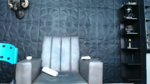 Snapshot of cristal_smith06 chatting on 24, 2, 2025 Hanna online show from 24, 2, 2025