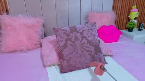 STEFANYIG cristalsubin online show from 28, 11, 2025