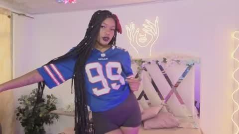 Snapshot of cristalbroke_tay chatting on 3, 7, 2026 Crystalbroke online show from 3, 7, 2026