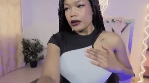 Snapshot of cristalbroke_tay chatting on 18, 7, 2026 Crystalbroke online show from 18, 7, 2026