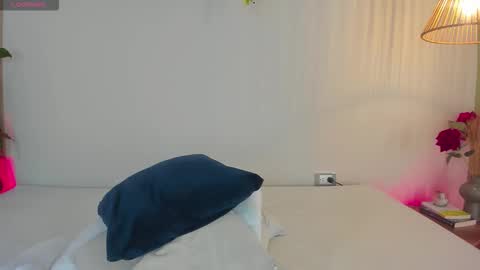 cristalfoxy_ online show from 22, 11, 2025