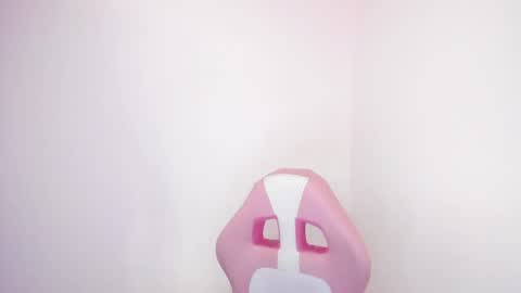 Snapshot of cristall_sweett0 chatting on 17, 6, 2026 sofia online show from 17, 6, 2026