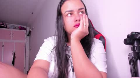 Snapshot of cristalsadik24 chatting on 30, 9, 2025 CRISTAL SADIK online show from 30, 9, 2025