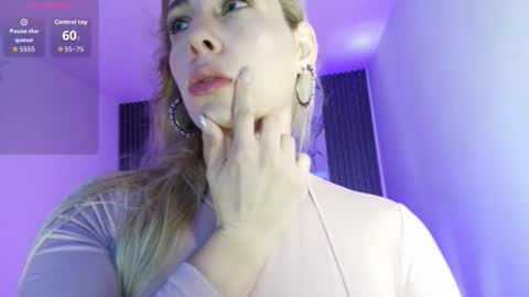 This blondie girl  is waiting for someone very horny to get some fun online show from 6, 3, 2026