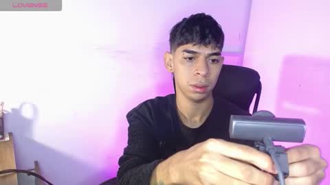 cristhian online show from 5, 12, 2025