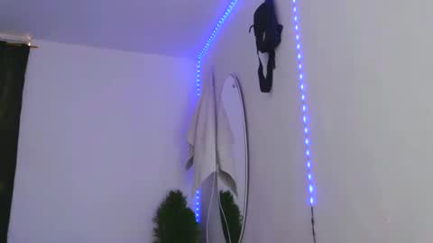 Snapshot of cristiamlol chatting on 13, 10, 2025 cristiamlol online show from 13, 10, 2025