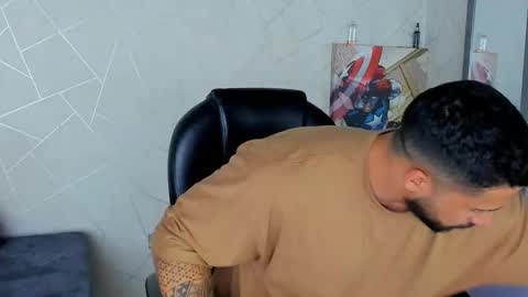 Snapshot of cristian_walker chatting on 7, 1, 2025 cristian walker online show from 7, 1, 2025