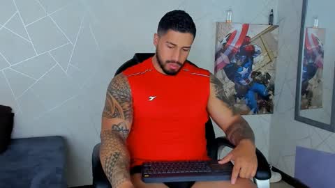 Snapshot of cristian_walker chatting on 8, 1, 2025 cristian walker online show from 8, 1, 2025