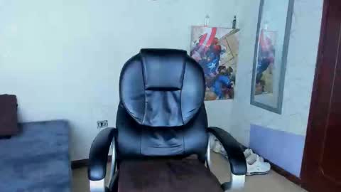 Snapshot of cristian_walker chatting on 15, 1, 2025 cristian walker online show from 15, 1, 2025