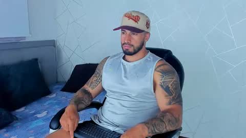 Snapshot of cristian_walker chatting on 5, 2, 2025 cristian walker online show from 5, 2, 2025