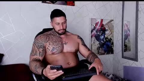 Snapshot of cristian_walker chatting on 5, 10, 2025 cristian walker online show from 5, 10, 2025