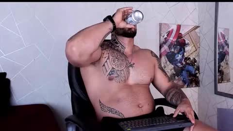 Snapshot of cristian_walker chatting on 6, 10, 2025 cristian walker online show from 6, 10, 2025