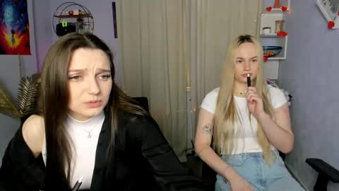 Snapshot of cristin_kisses chatting on 13, 5, 2026 Christin online show from 13, 5, 2026