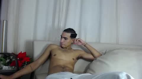 Snapshot of cristina_and_jbxxx chatting on 3, 2, 2026 Cristina online show from 3, 2, 2026
