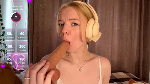Snapshot of cristinekondo chatting on 17, 6, 2026 Marry online show from 17, 6, 2026