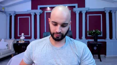 Cristobal Alzate online show from 24, 2, 2025